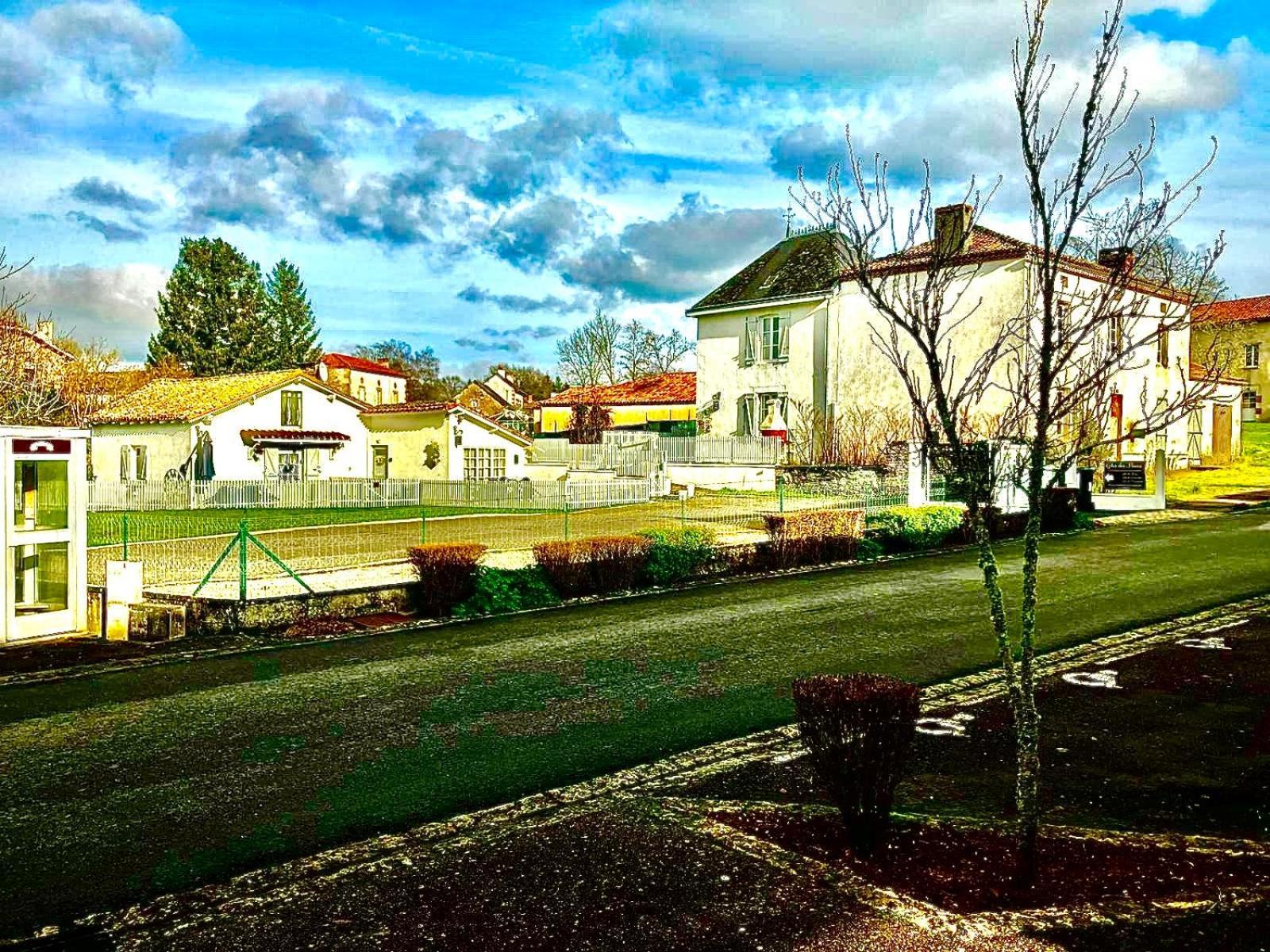 Des Lavandes Holiday home Oradour-Fanais
